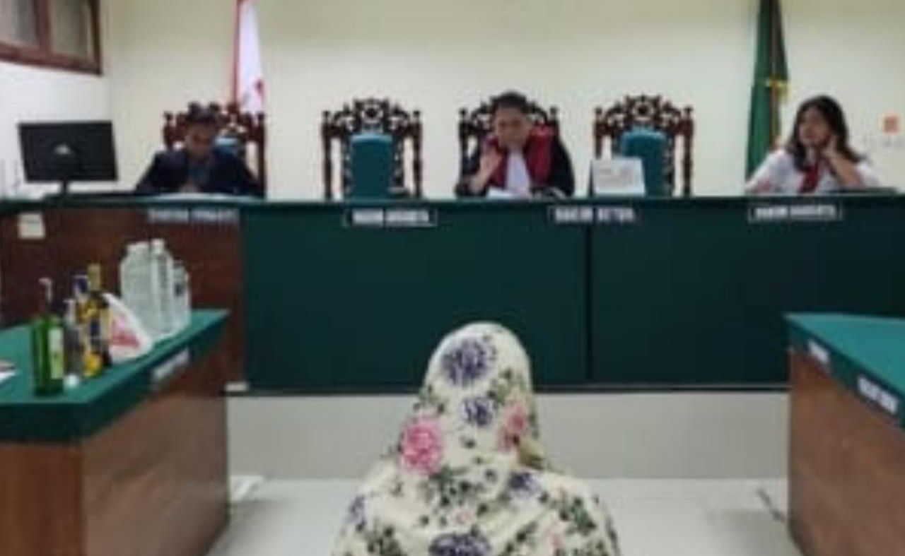 Tegas! Penjual Miras di Jombang Dipenjara