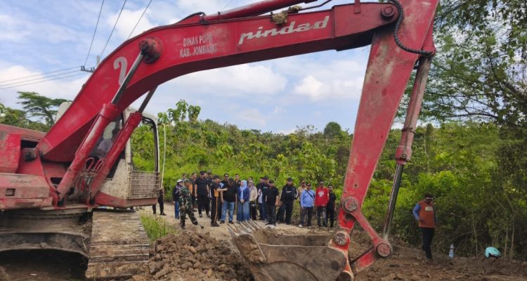 Rp2 Miliar untuk Perbaikan Jalan Desa di Jombang