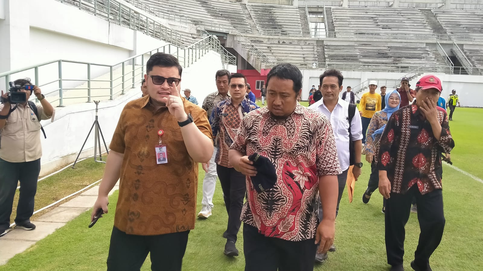 Pembangunan Stadion Kediri Capai 30 Persen, Bupati Bantah Mangkrak