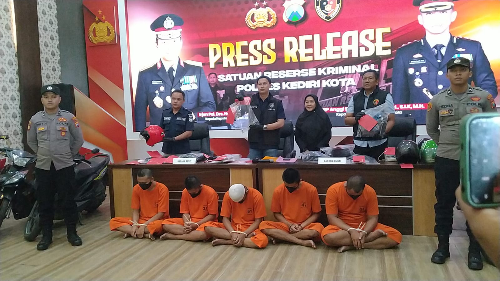 Saling Ejek, Lima Pemuda Keroyok 2 Remaja Pulang Nonton Pencak Dor di Kediri