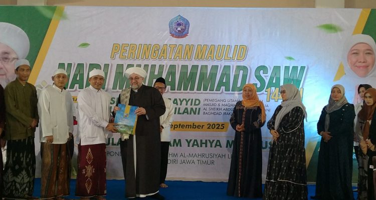 Cicit Syekh Abdul Qodir Al-Jaelani Hadir di Lirboyo Kediri, Begini Tausiyahnya