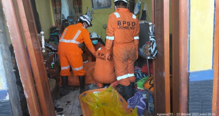 Tinggal Seorang Diri, Guru SMA Ditemukan Tewas Membusuk di Rumah Jombang
