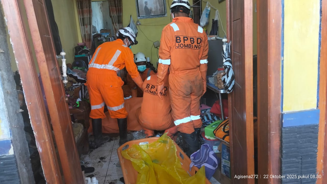 Tinggal Seorang Diri, Guru SMA Ditemukan Tewas Membusuk di Rumah Jombang