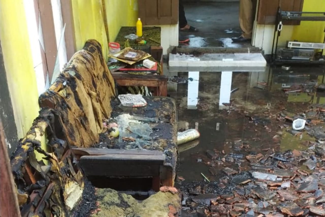 Rumah di Tunggorono Jombang Hangus Terbakar, Korban Rugi Rp130 Juta