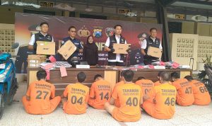 IMG-20251112-WA0044 9 Maling di Kediri Ditangkap Polisi, Ini Identitas Para Tersangka