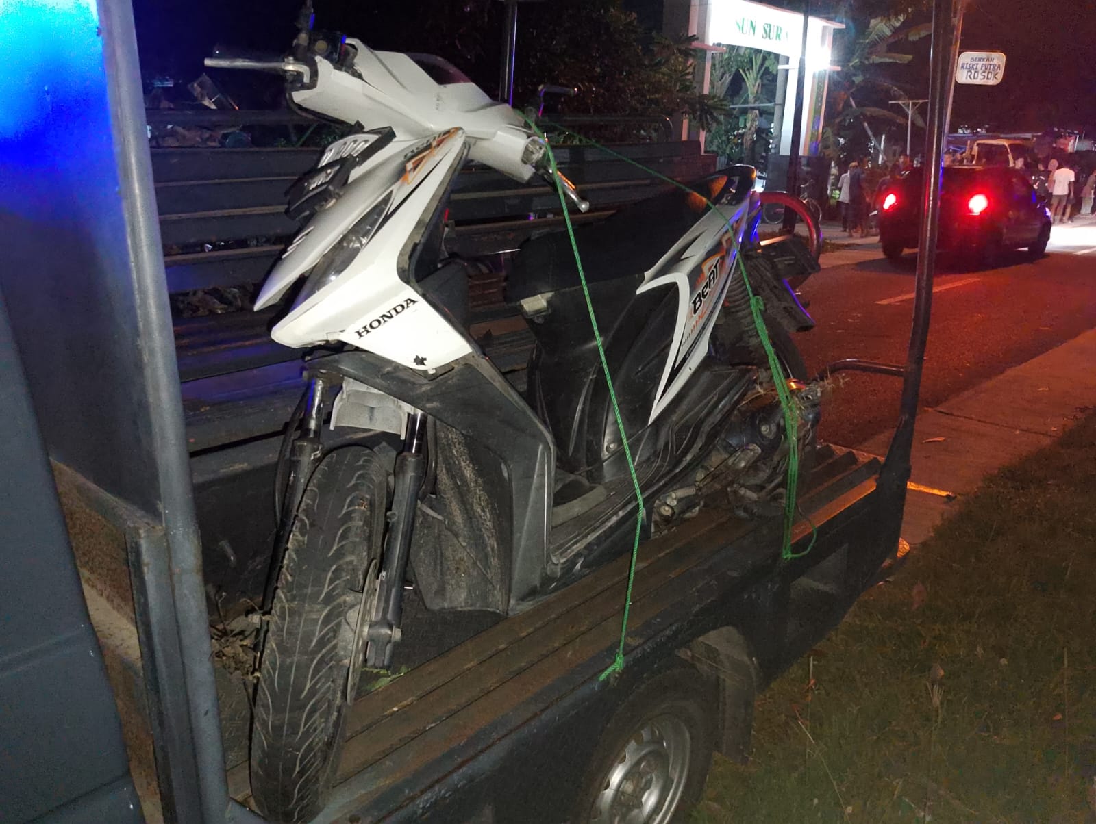 Pikap Tabrak Dua Sepeda Motor di Jombang, Pelajar Perempuan Tewas