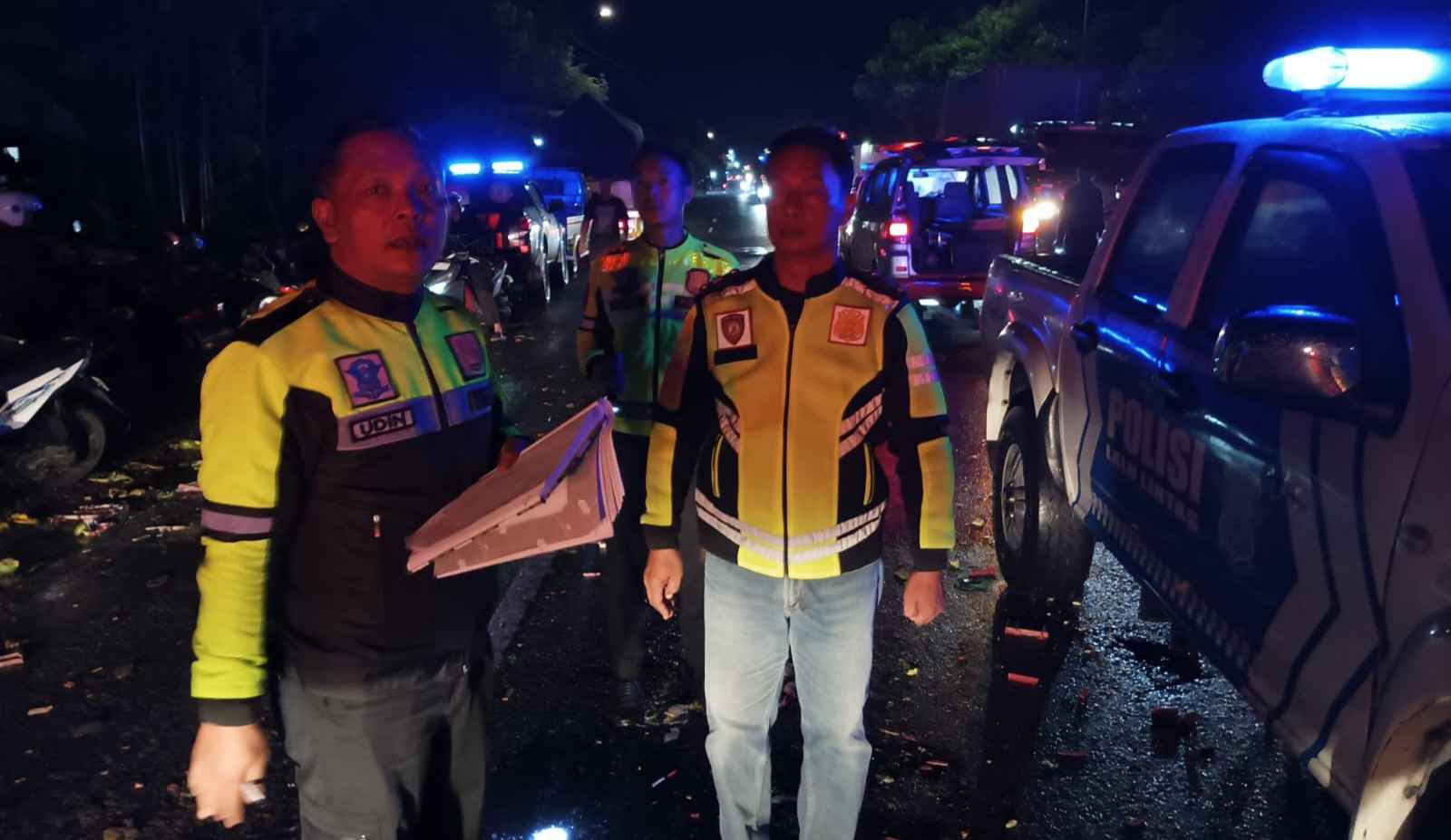 Detik-detik Pikap Hancur saat Kecelakaan Beruntun di Jombang: 2 Tewas Satu Luka Berat