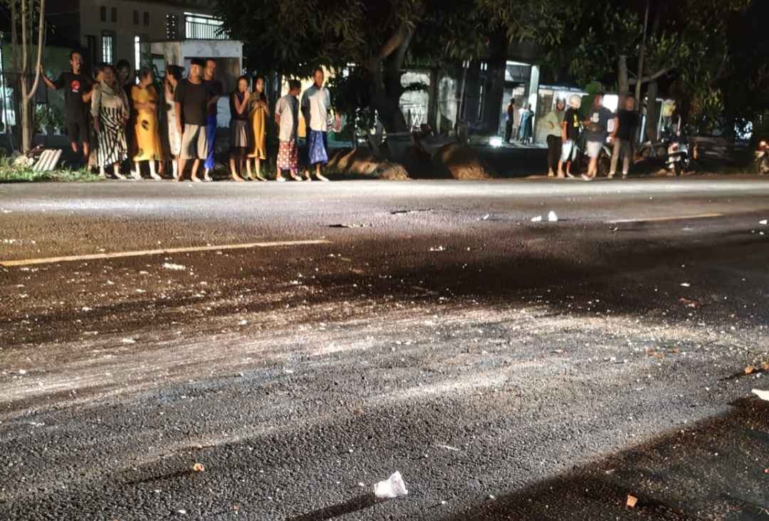 Luka Parah! Pengendara Scoopy Masuk RSUD Usai Tertabrak Pikap di Jombang