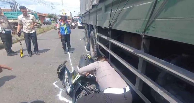 Tim TAA Terjun Selidiki Penyebab Kecelakan di Jombang Menewaskan Bapak dan Anak Tewas