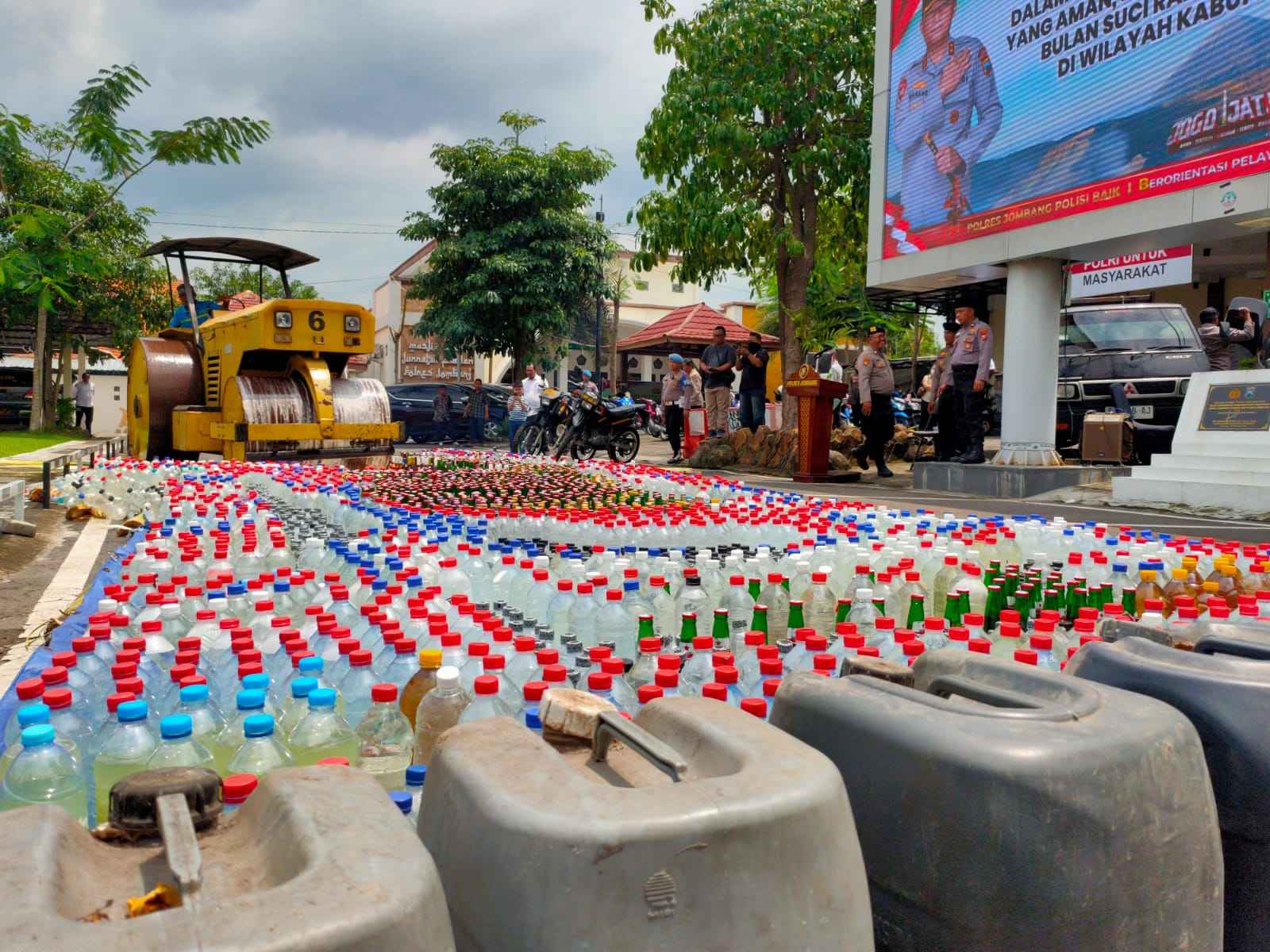 Fakta Di Balik Pemusnahan 7310 Miras di Jombang Jelang Ramadhan, Mayoritas Arak