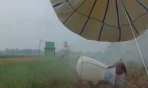 Balon udara Jogoroto jombang Jombang, Jurnal Jatim - Belasan balon udara gagal diterbangkan di wilayah Kecamatan Jogoroto, Kabupaten Jombang pada lebaran ketupat 2026