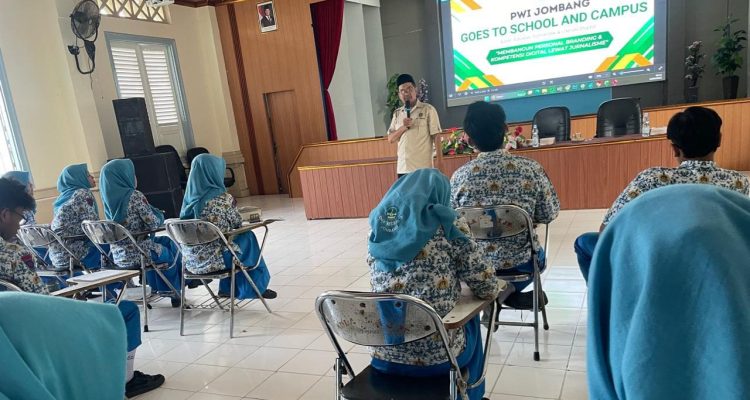 PWI Jombang Goes To School and Campus, Bekali Siswa Mahir Jurnalistik