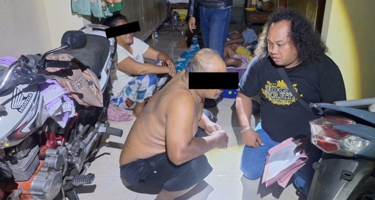 Buron 4 Bulan, Pasutri Pencuri HP di Nganjuk Dibekuk Polisi di Kediri