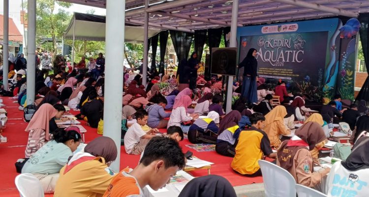 Kediri Aquatic 2026, Ratusan Anak Antusias Ikuti Berbagai Lomba