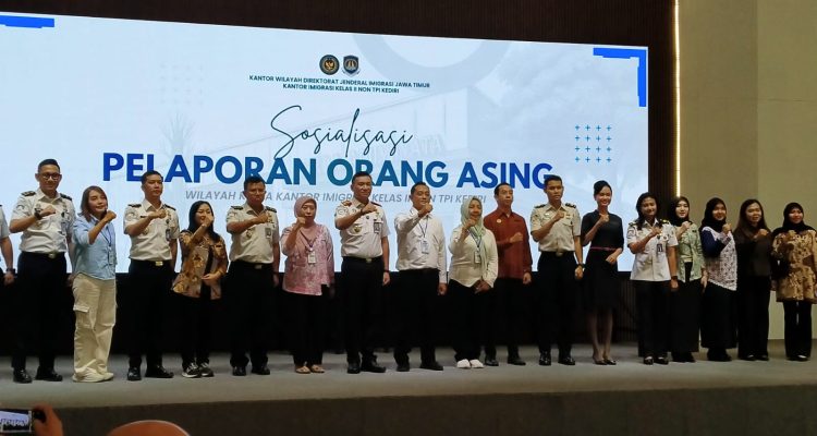 Imigrasi Kediri Terbitkan 1.621 Paspor WNA Sepanjang 2026