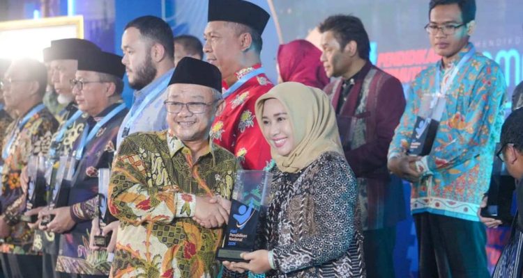 2 Penghargaan Pendidikan Kota Mojokerto, Validitas Data dan Capaian SPM
