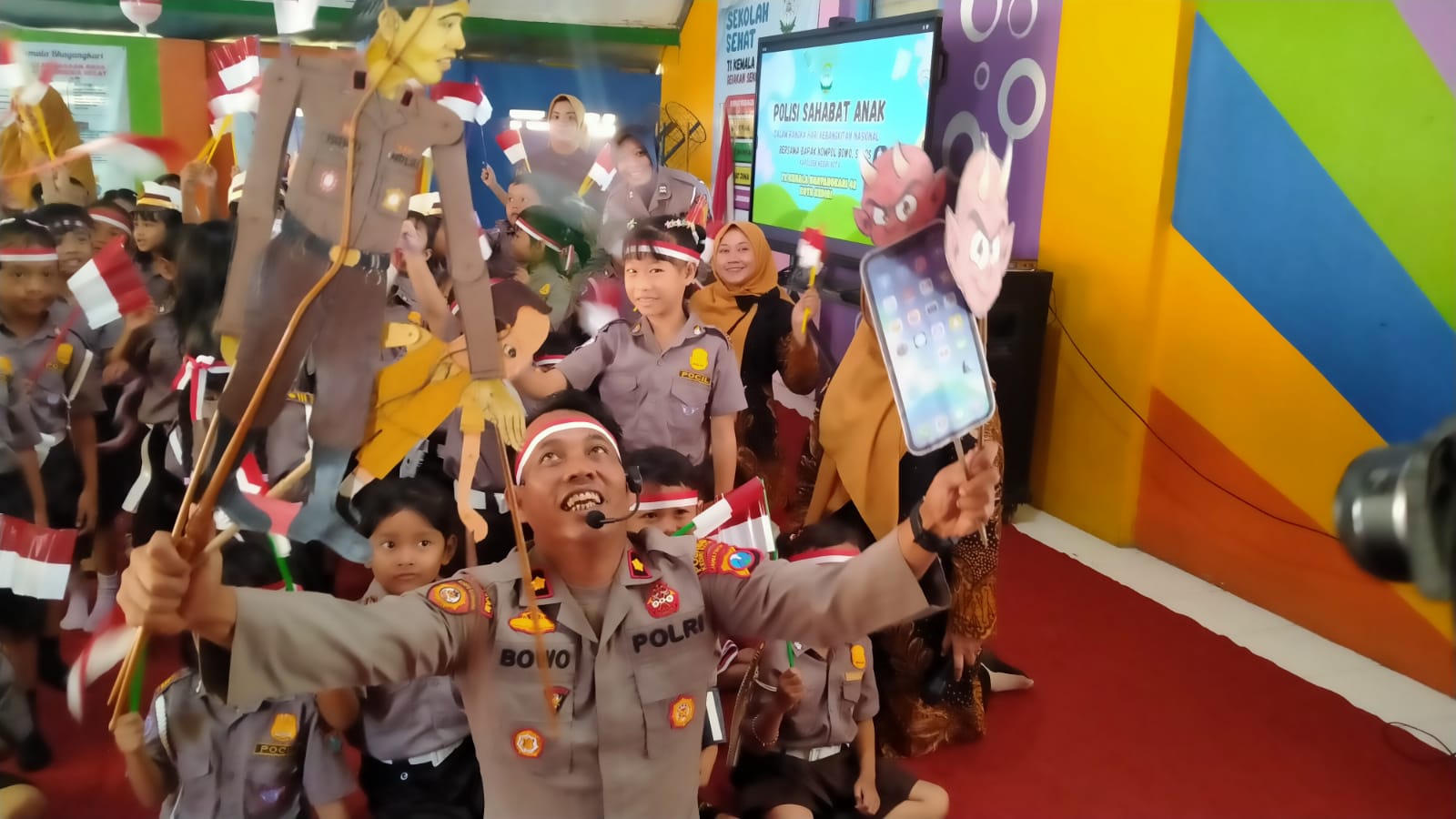 Dongeng Wayang Karton Jadi Media Edukasi Anak TK di Kediri