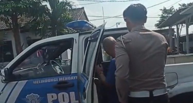 Sopir truk ditangkap 3 Remaja Tewas Tabrak Lari di Jombang, Sopir Truk Fuso Ditangkap di Padalarang Jawa Barat