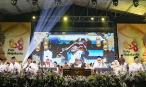 Ribuan Jemaah Pengajian Gus Iqdam Padati TBM, Wali Kota Mojokerto: Kelimpahan Berkah
