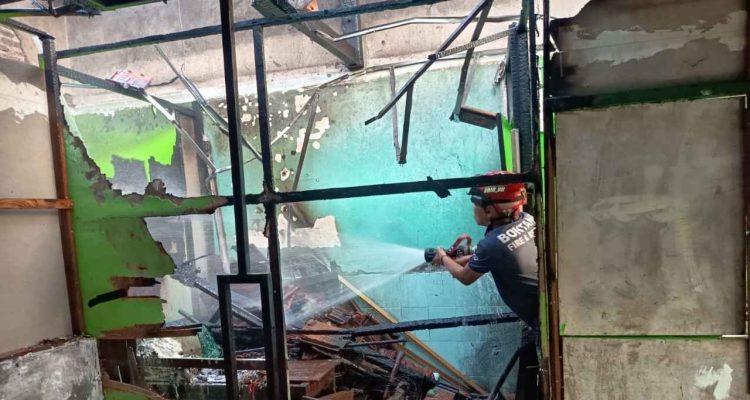 Kebakaran MIN 2 Jombang: Ruang Kantin, Kelas, dan Kantor Hingga Gudang Ludes