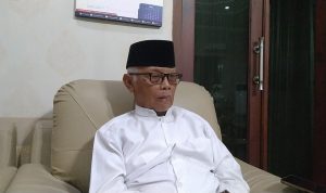 Ketua MUI Anwar Iskandar Ketua MUI Minta Presiden Pertahankan Menkeu Purbaya, Begini Alasannya
