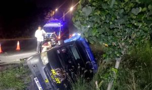 Kecelakaan Tunggal, Mobil Pikap Terperosok Sungai di Jombang