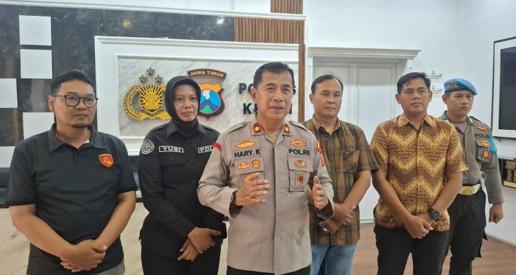 Ibu Bhayangkari di Kediri Jadi Bos Arisan Online Diduga Bodong, Suami Turut Diperiksa