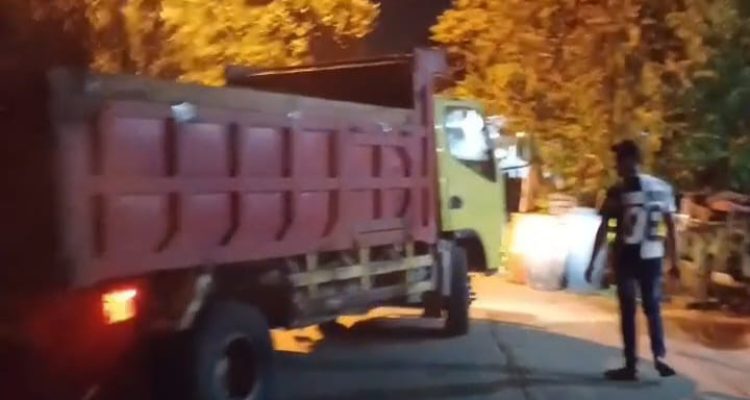 Sopir Dump Truk Maut di Jombang Serahkan Diri ke Polisi