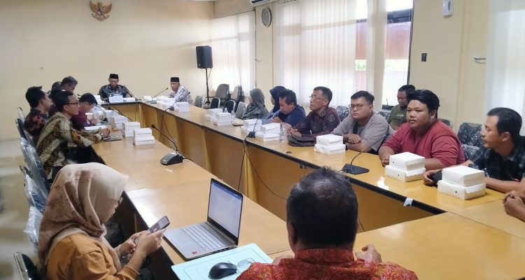 Terima Aspirasi Pedagang Pasar Ikan Hias SLG, DPRD Kediri Siapkan Rekomendasi OPD