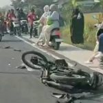 Tabrakan motor Tabrakan Motor di Jalan Raya Kesamben Jombang: Kakek Meninggal, Pelajar Luka-luka