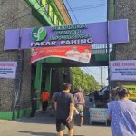 Pedagang Pasar Pahing Kediri Pasang Spanduk Protes, Soroti Aturan dan Tarif